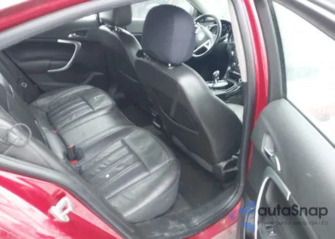 2013 Buick Regal Turbo - Premium 2 z USA, uszkodzony, nr VIN 2G4GT5GV9D9218868